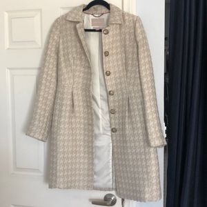 Beige houndstooth print banana republic coat